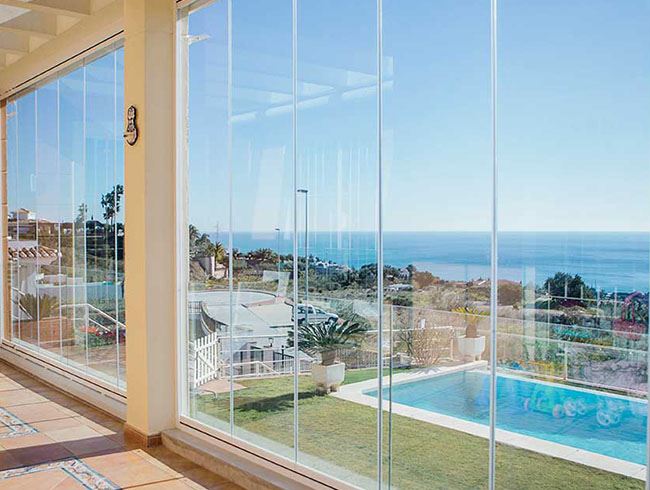 Cortina de cristal en Tol2Jávea